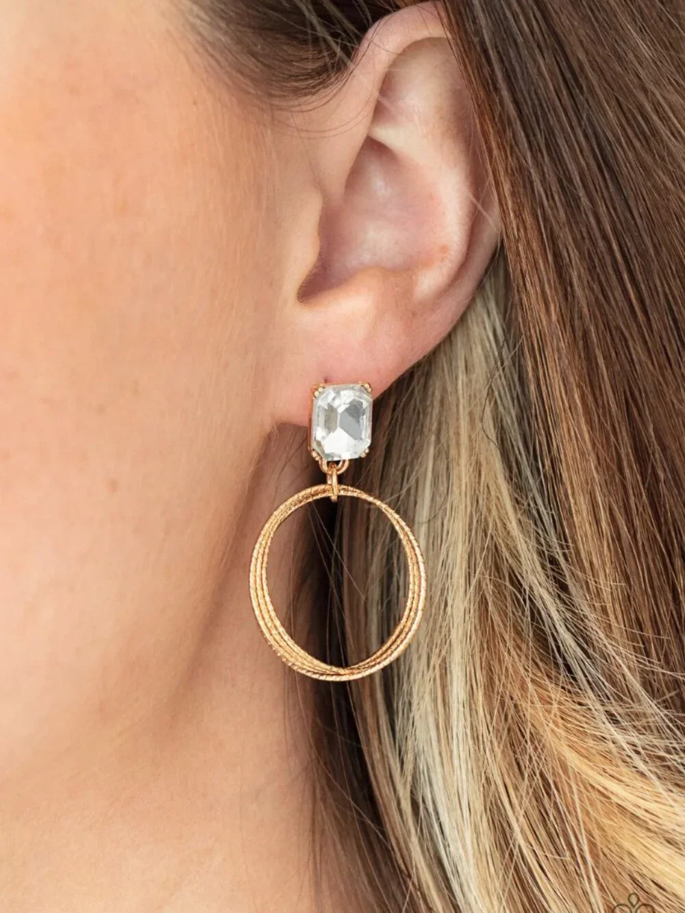 Paparazzi Jewelry Accessories - Prismatic Perfection - Gold Earrings - Vintage